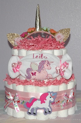 unicorn-diaper-cake
