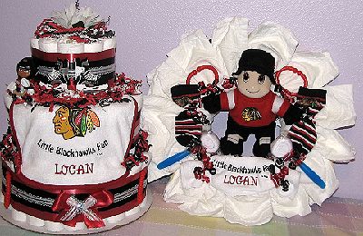 Blackhawks-Baby-Gifts.JPG - Chicago Blackhawks Diaper Cake & Diaper Wreath