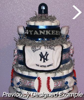 MLB-Yankees-Diaper-Cake.JPG - Yankees MLB Diaper Cake