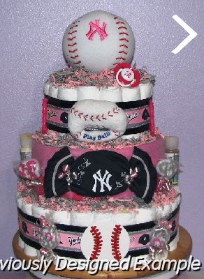 yankees-girl.JPG - Baby Girl New York Yankees Diaper Cake