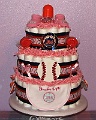 Baby-Girl-Mets-Diaper-Cake